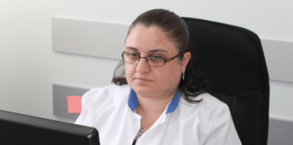 „თავშეყრის ადგილებზე სამედიცინო ნიღბის შეზღუდვა არის აბსოლუტურად დაუშვებელი,“- წერს მაია ბუწაშვილი