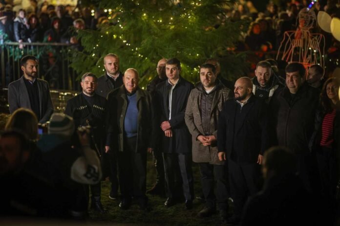 received_3417126951929384