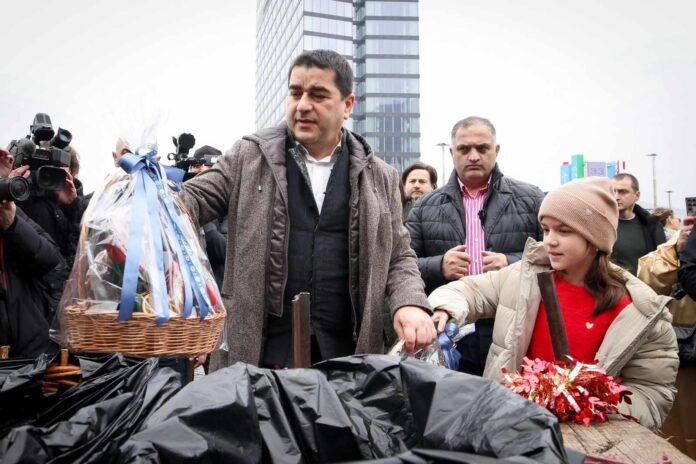 received_3913498328896530