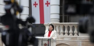 სალომე ზურაბიშვილი – “გაღვიძების დრო დადგა ყველასთვის, საკითხი არ ეხება პოლიტიკურ არჩევანს… სხვა ამოცანა გვაქვს: ან დავთმოთ სახელმწიფო, ან დავდგეთ ქვეყნის მხარეს”