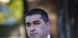 შალვა პაპუაშვილი – აშშ-ში მიმდინარე პროცესები აუცილებელს ხდის, რომ ყველა საელჩომ საჯარო გახადოს მისი ქვეყნიდან არჩევნებზე და შიდა პოლიტიკურ პროცესებზე დახარჯული თითოეული ცენტი