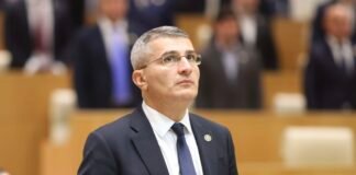 მამუკა მდინარაძე – ყოველ ორ-სამ წელიწადში ერთხელ გამოვარდება-ხოლმე “ნიუსი” – მამუკა მდინარაძე ვანო მერაბიშვილის ბიძის ადვოკატი იყო…