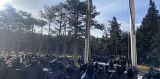 „თბილისი მოლთან“ საპროტესტო აქციის მონაწილეები იკრიბებიან