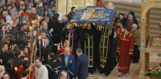 ტაძრებში გარდამოხსნის ტრადიციული წესი შესრულდა