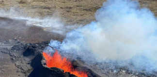 ისლანდიაში, რეიკიანესის ნახევარკუნძულზე ვულკანი ამოიფრქვა
