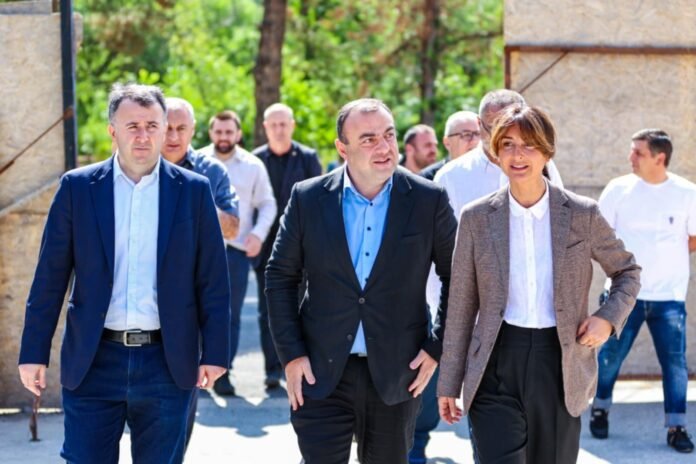 Messenger_creation_AA01724E-E760-49E0-855A-866EE8A4474B