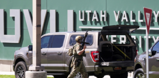 აშშ-ში კონსერვატორი პოლიტიკური აქტივისტის, ჩარლი კირკის მკვლელს ამ დრომდე ეძებენ