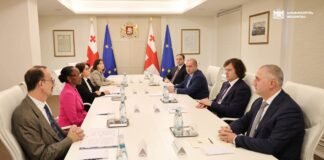 საქართველოს პრემიერ-მინისტრი ირაკლი კობახიძე მსოფლიო ბანკის რეგიონულ დირექტორს სამხრეთ კავკასიაში როლანდ პრაისს და მსოფლიო ბანკის გლობალურ დირექტორს განათლების მიმართულებით, ლუის ბენვენისტეს შეხვდა