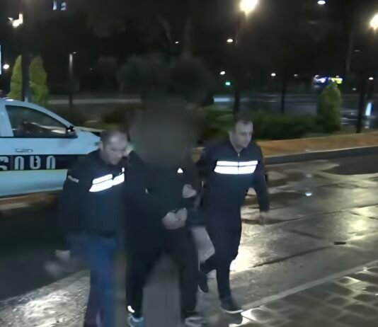 პოლიციამ რუსთავში მომხდარი განზრახ მკვლელობის მცდელობისა და ძალადობის ფაქტი ცხელ კვალზე გახსნა – დაკავებულია 2 პირი