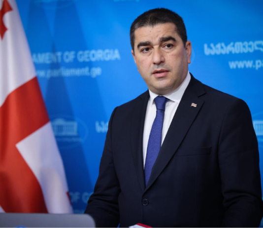 შალვა პაპუაშვილი – 64 მუნიციპალიტეტში მუშაობას შეუდგნენ ახლად არჩეული მერები და საკრებულოები – 4 ოქტომბრის არჩევნებმა კიდევ ერთხელ აჩვენა ქართველი ხალხის პოლიტიკური სიბრძნე და ქვეყნის მომავლის მიმართ ერთგულება