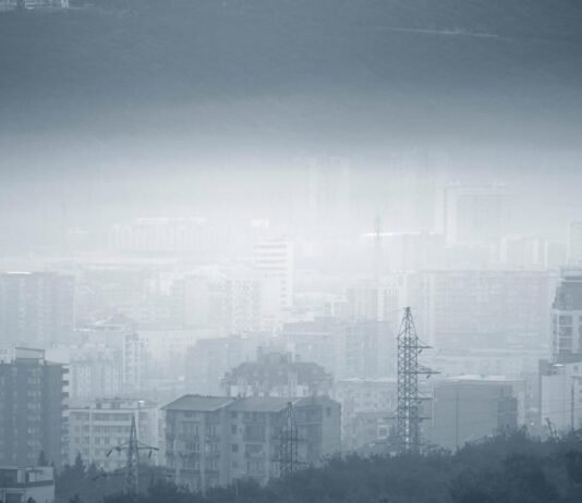 გარემოს ეროვნული სააგენტო – ბოლო დროს ჰაერში მყარი ნაწილაკების მომატებული კონცენტრაცია სამხრეთიდან უდაბნოს მტვრის მასების გავრცელებით არის განპირობებული