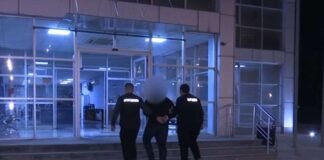 ქვემო ქართლის პოლიციამ განზრახ მკვლელობის მცდელობისა და ცეცხლსასროლი იარაღის უკანონო შეძენა-შენახვა-ტარების ბრალდებით 2 პირი დააკავა