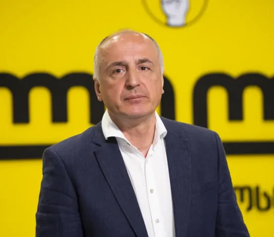 ბადრი ჯაფარიძეს ბრალს დღეს წარუდგენენ