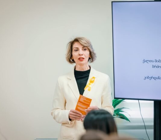 რუსთავში ქალთა და ბავშვთა საკითხებზე მომუშავე საქართველოს პარლამენტის დროებითი კომისიის გასვლითი შეხვედრა გაიმართა