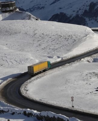 გუდაური(ფოსტა)-კობის მონაკვეთზე მისაბმელიანი და ნახევრადმისაბმელიანი ავტოტრანსპორტის მოძრაობა აღდგა