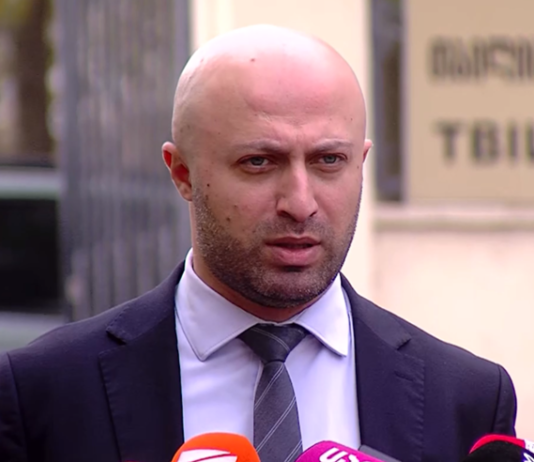 ბერდია სიჭინავა – სტრასბურგის სასამართლოს გადაწყვეტილება ადასტურებს, რომ გახარიას მიმართ ბრალდება შეთითხნილია – დადასტურებულია, რომ რეზინის ტყვიების გამოყენებაზე ბრძანება მას არ გაუცია, გადაწყვეტილებას მტკიცებულებად წარვადგენთ