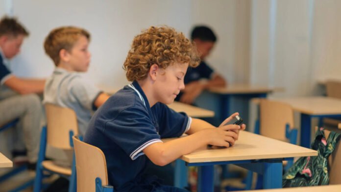 mobiluri-telephonebis-akrdzalva-saphrangetshi_w_h