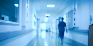 ბათუმში, კლინიკა მედინაში, ახალშობილი, რომელიც სანიტარმა საპირფარეშოში გააჩინა, გარდაიცვალა