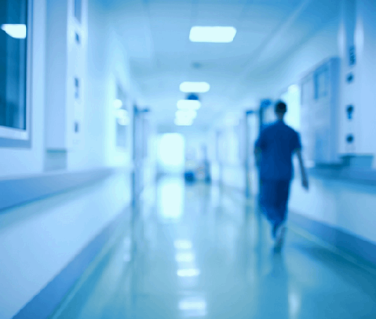 ბათუმში, კლინიკა მედინაში, ახალშობილი, რომელიც სანიტარმა საპირფარეშოში გააჩინა, გარდაიცვალა