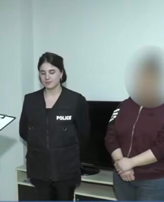 მარნეულში ქალი მცირეწლოვან შვილებზე ძალადობის ბრალდებით დააკავეს