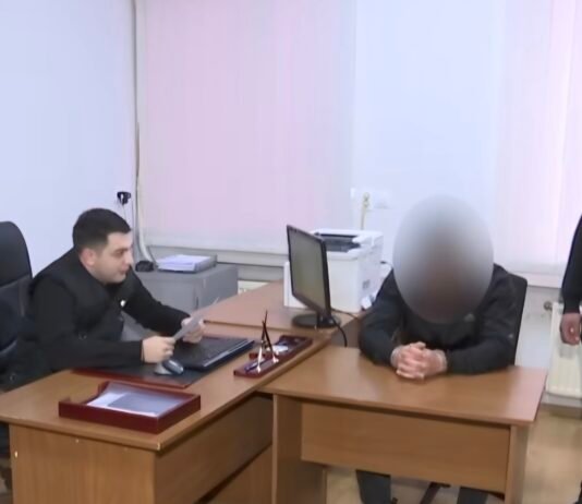 პოლიციამ მამაკაცი ორსული მეუღლის მიმართ ჩადენილი მუქარის, ძალადობისა და გაუპატიურების ბრალდებით დააკავა