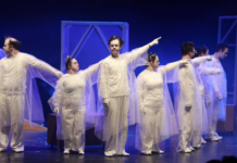 სოხუმის სახელმწიფო დრამატულ თეატრში სპექტაკლის „მადლობა, მიყვარხარ, მაპატიე“ პრემიერა გაიმართა