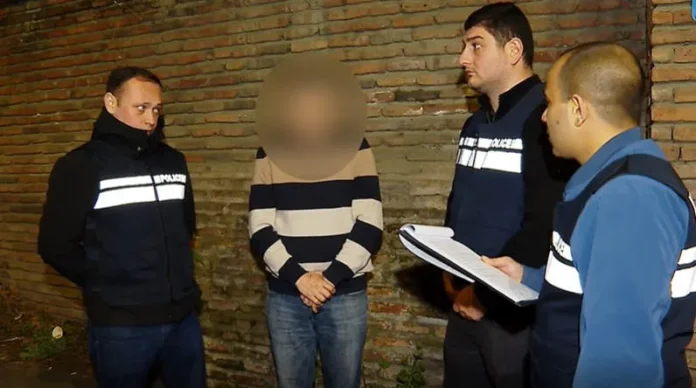 gaupatiureba_dakaveba