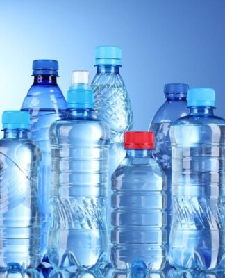 მთავრობის გადაწყვეტილებით, პლასტმასის ბოთლებში სასმლის წარმოების იმპორტისა და ბაზარზე განთავსების რეგულაციის ამოქმედება 4 წლით გადავადდა