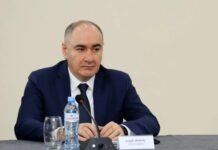 ქრთამის აღების ფაქტზე დაკავებულ, სახელმწიო უსაფრთხოების სამსახურის უფროსის ყოფილ მოადგილეს, ლევან ახობაძეს პატიმრობა შეეფარდა