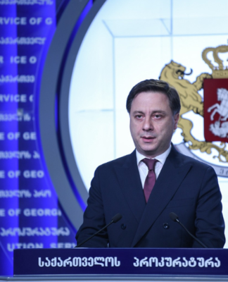 2015 წელს, გიორგი კვარაცხელიას განზრახ მკვლელობის საქმე გახსნილია – ერთ პირს, თორნიკე კაჭარავას ბრალი პენიტენციურ დაწესებულებაში წარედგინება, მეორე ბრალდებულ, დავით დეკანოსიძეზე კი ძებნა გამოცხადდება