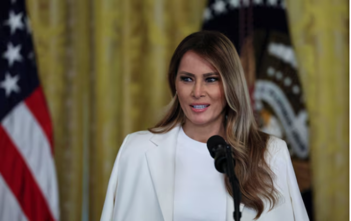 1755326587-melania