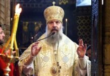 სვეტიცხოვლობის დღესასწაულთან და საქართველოში ქრისტიანობის სახელმწიფო რელიგიად გამოცხადების 1700 წლისთავთან დაკავშირებით სვეტიცხოველში წირვა მიმდინარეობს, რომელსაც შიო III აღავლენს