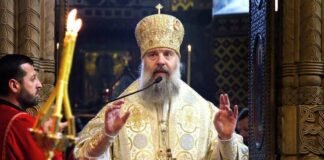 სვეტიცხოვლობის დღესასწაულთან და საქართველოში ქრისტიანობის სახელმწიფო რელიგიად გამოცხადების 1700 წლისთავთან დაკავშირებით სვეტიცხოველში წირვა მიმდინარეობს, რომელსაც შიო III აღავლენს